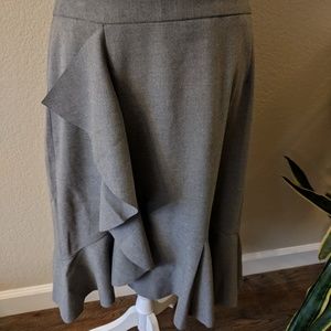 Banana Republic Grey Skirt With Ruffle Size 12